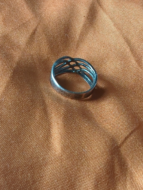 Sterling Silver Openwork Wave Band Ring - Silver - Picture 2 of 4